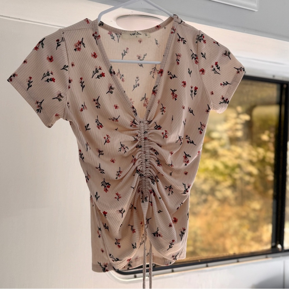 Chic Floral Beige Ruched Blouse